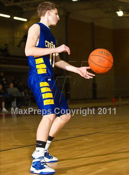 Thumbnail 2 in Cranston West vs. North Providence (RIIL State Quarterfinal) photogallery.
