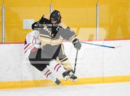 Thumbnail 3 in Trumbull @ Stamford/Westhill photogallery.