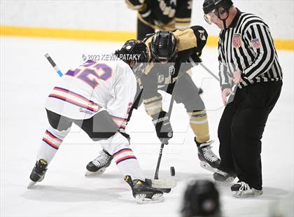 Thumbnail 3 in Trumbull @ Stamford/Westhill photogallery.