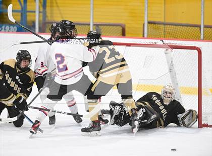 Thumbnail 2 in Trumbull @ Stamford/Westhill photogallery.