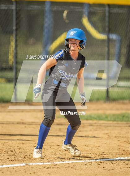 Thumbnail 3 in Papillion-LaVista South vs. Lincoln Southeast photogallery.