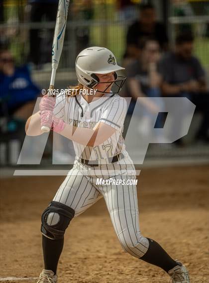 Thumbnail 3 in Papillion-LaVista South vs. Lincoln Southeast photogallery.