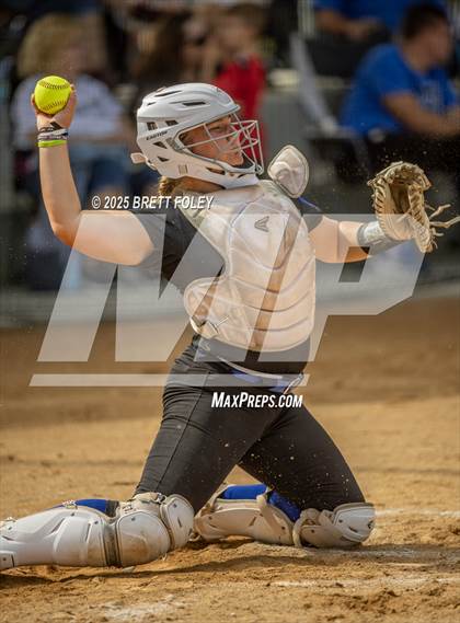 Thumbnail 2 in Papillion-LaVista South vs. Lincoln Southeast photogallery.