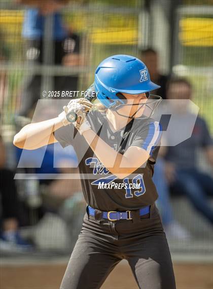 Thumbnail 1 in Papillion-LaVista South vs. Lincoln Southeast photogallery.