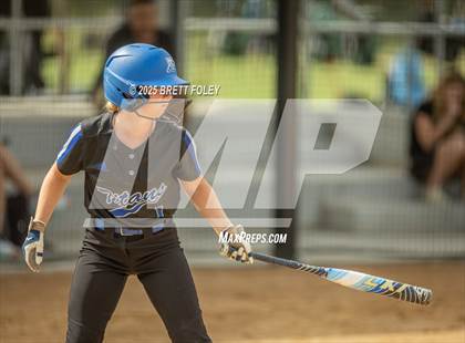 Thumbnail 2 in Papillion-LaVista South vs. Lincoln Southeast photogallery.