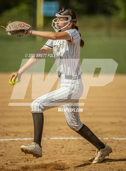 Thumbnail 2 in Papillion-LaVista South vs. Lincoln Southeast photogallery.