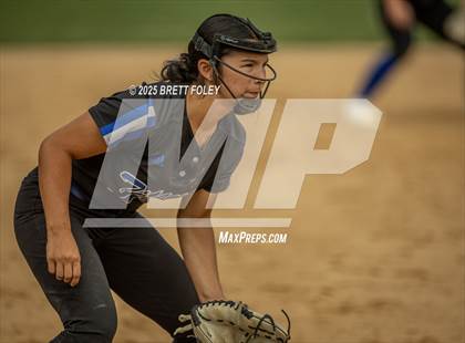 Thumbnail 2 in Papillion-LaVista South vs. Lincoln Southeast photogallery.