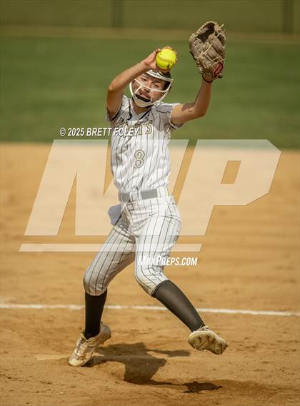 Thumbnail 1 in Papillion-LaVista South vs. Lincoln Southeast photogallery.