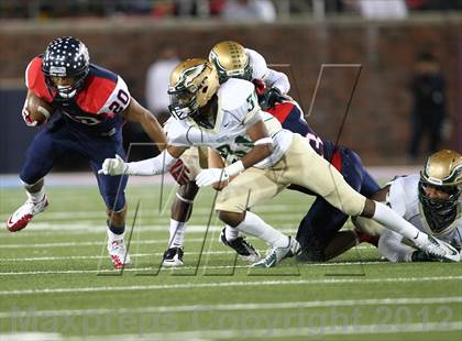 Thumbnail 1 in DeSoto vs. Allen (UIL 5A Division 1 Semifinal Playoff) photogallery.