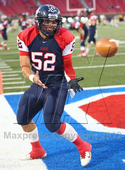 Thumbnail 3 in DeSoto vs. Allen (UIL 5A Division 1 Semifinal Playoff) photogallery.
