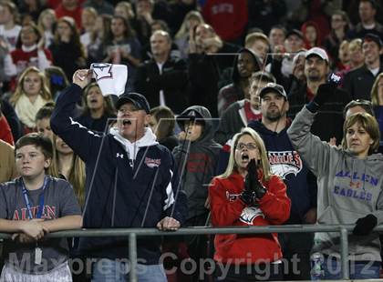 Thumbnail 1 in DeSoto vs. Allen (UIL 5A Division 1 Semifinal Playoff) photogallery.
