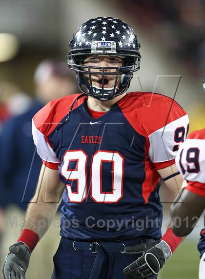 Thumbnail 2 in DeSoto vs. Allen (UIL 5A Division 1 Semifinal Playoff) photogallery.