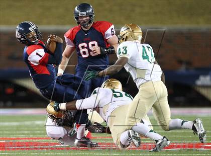 Thumbnail 1 in DeSoto vs. Allen (UIL 5A Division 1 Semifinal Playoff) photogallery.