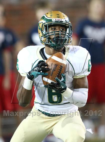 Thumbnail 1 in DeSoto vs. Allen (UIL 5A Division 1 Semifinal Playoff) photogallery.