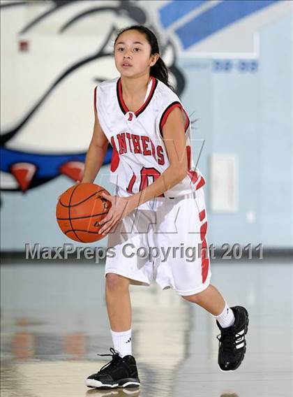 Thumbnail 1 in McClatchy vs. Burlingame (Bulldog Winter Classic) photogallery.