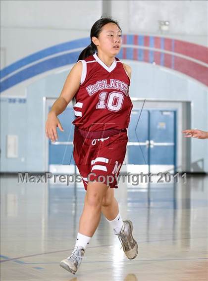 Thumbnail 3 in McClatchy vs. Burlingame (Bulldog Winter Classic) photogallery.