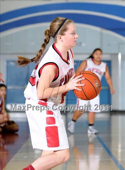 Thumbnail 3 in McClatchy vs. Burlingame (Bulldog Winter Classic) photogallery.