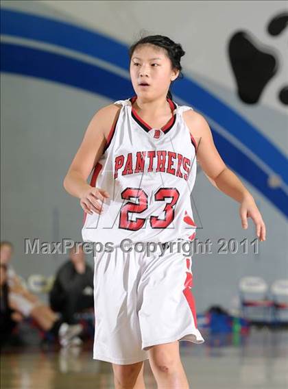 Thumbnail 3 in McClatchy vs. Burlingame (Bulldog Winter Classic) photogallery.