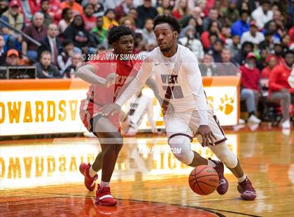 Thumbnail 3 in Belleville West vs. Alton (IHSA Sectional Semifinal) photogallery.
