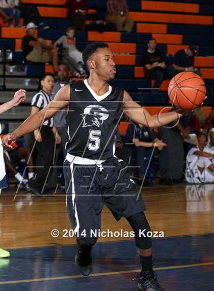Thumbnail 1 in Desert Vista vs. Gray Collegiate Academy (Tarkanian Classic) photogallery.