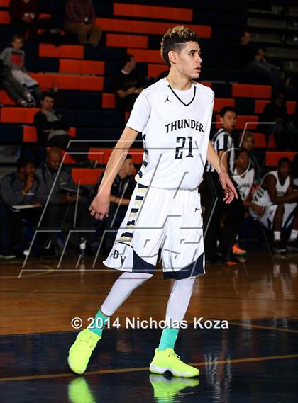 Thumbnail 2 in Desert Vista vs. Gray Collegiate Academy (Tarkanian Classic) photogallery.