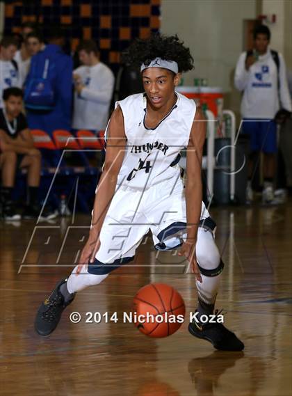 Thumbnail 3 in Desert Vista vs. Gray Collegiate Academy (Tarkanian Classic) photogallery.