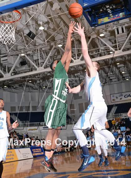 Thumbnail 2 in Holy Trinity vs St Mary's (NSCHSAA Class A Final) photogallery.