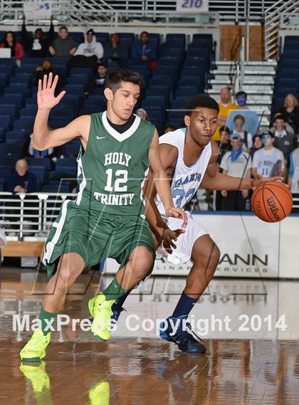 Thumbnail 2 in Holy Trinity vs St Mary's (NSCHSAA Class A Final) photogallery.