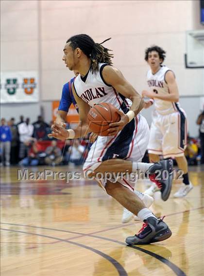 Thumbnail 1 in Findlay Prep vs. Bishop Gorman photogallery.