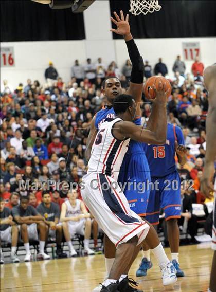 Thumbnail 2 in Findlay Prep vs. Bishop Gorman photogallery.