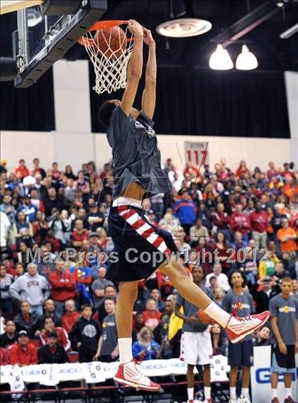 Thumbnail 3 in Findlay Prep vs. Bishop Gorman photogallery.