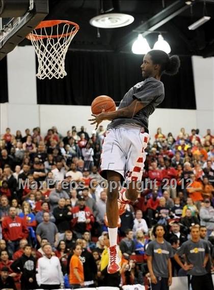 Thumbnail 1 in Findlay Prep vs. Bishop Gorman photogallery.