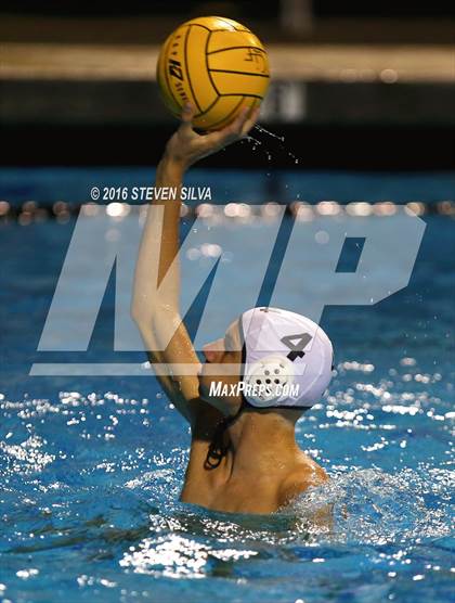 Thumbnail 3 in Carlsbad vs. Coronado (CIF SDS Open Division Quarterfinal) photogallery.