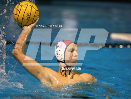 Thumbnail 3 in Carlsbad vs. Coronado (CIF SDS Open Division Quarterfinal) photogallery.