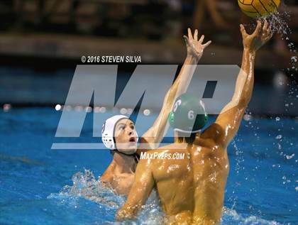 Thumbnail 2 in Carlsbad vs. Coronado (CIF SDS Open Division Quarterfinal) photogallery.