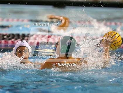 Thumbnail 2 in Carlsbad vs. Coronado (CIF SDS Open Division Quarterfinal) photogallery.