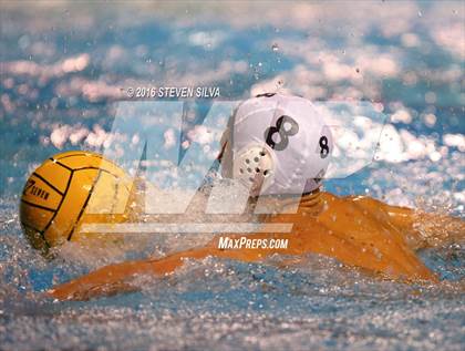 Thumbnail 3 in Carlsbad vs. Coronado (CIF SDS Open Division Quarterfinal) photogallery.