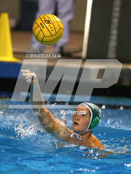 Thumbnail 1 in Carlsbad vs. Coronado (CIF SDS Open Division Quarterfinal) photogallery.