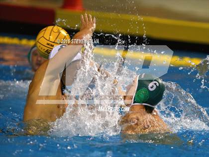 Thumbnail 2 in Carlsbad vs. Coronado (CIF SDS Open Division Quarterfinal) photogallery.