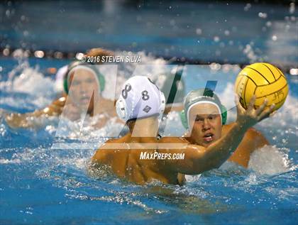 Thumbnail 1 in Carlsbad vs. Coronado (CIF SDS Open Division Quarterfinal) photogallery.