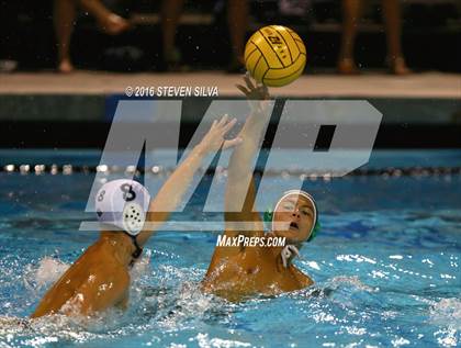 Thumbnail 3 in Carlsbad vs. Coronado (CIF SDS Open Division Quarterfinal) photogallery.