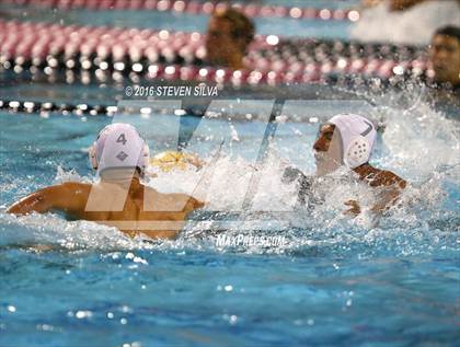 Thumbnail 3 in Carlsbad vs. Coronado (CIF SDS Open Division Quarterfinal) photogallery.