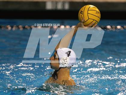 Thumbnail 2 in Carlsbad vs. Coronado (CIF SDS Open Division Quarterfinal) photogallery.