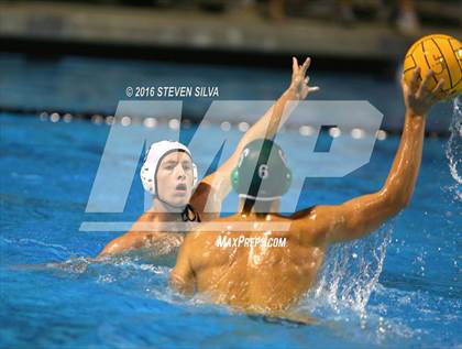 Thumbnail 1 in Carlsbad vs. Coronado (CIF SDS Open Division Quarterfinal) photogallery.