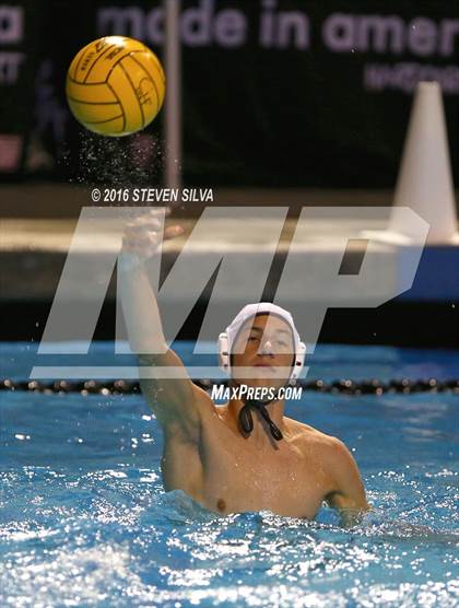 Thumbnail 3 in Carlsbad vs. Coronado (CIF SDS Open Division Quarterfinal) photogallery.