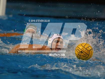 Thumbnail 1 in Carlsbad vs. Coronado (CIF SDS Open Division Quarterfinal) photogallery.