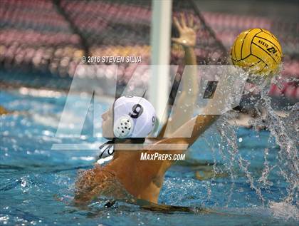 Thumbnail 3 in Carlsbad vs. Coronado (CIF SDS Open Division Quarterfinal) photogallery.