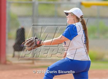 Thumbnail 2 in Westview vs. Williams Field (Blackhawk Tournament) photogallery.
