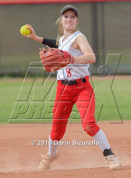 Thumbnail 1 in Westview vs. Williams Field (Blackhawk Tournament) photogallery.