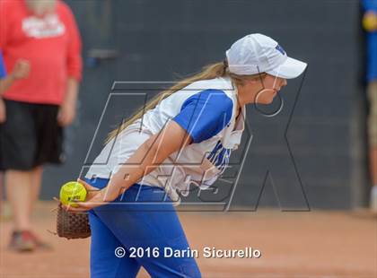 Thumbnail 1 in Westview vs. Williams Field (Blackhawk Tournament) photogallery.